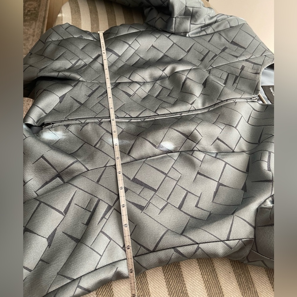 Beautiful Armani Jacket - image 8